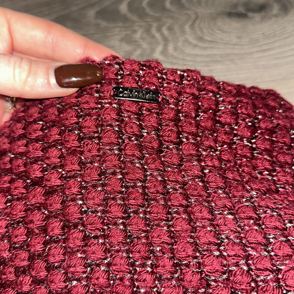Calvin Klein Infinity Scarf - Picture 4 of 6